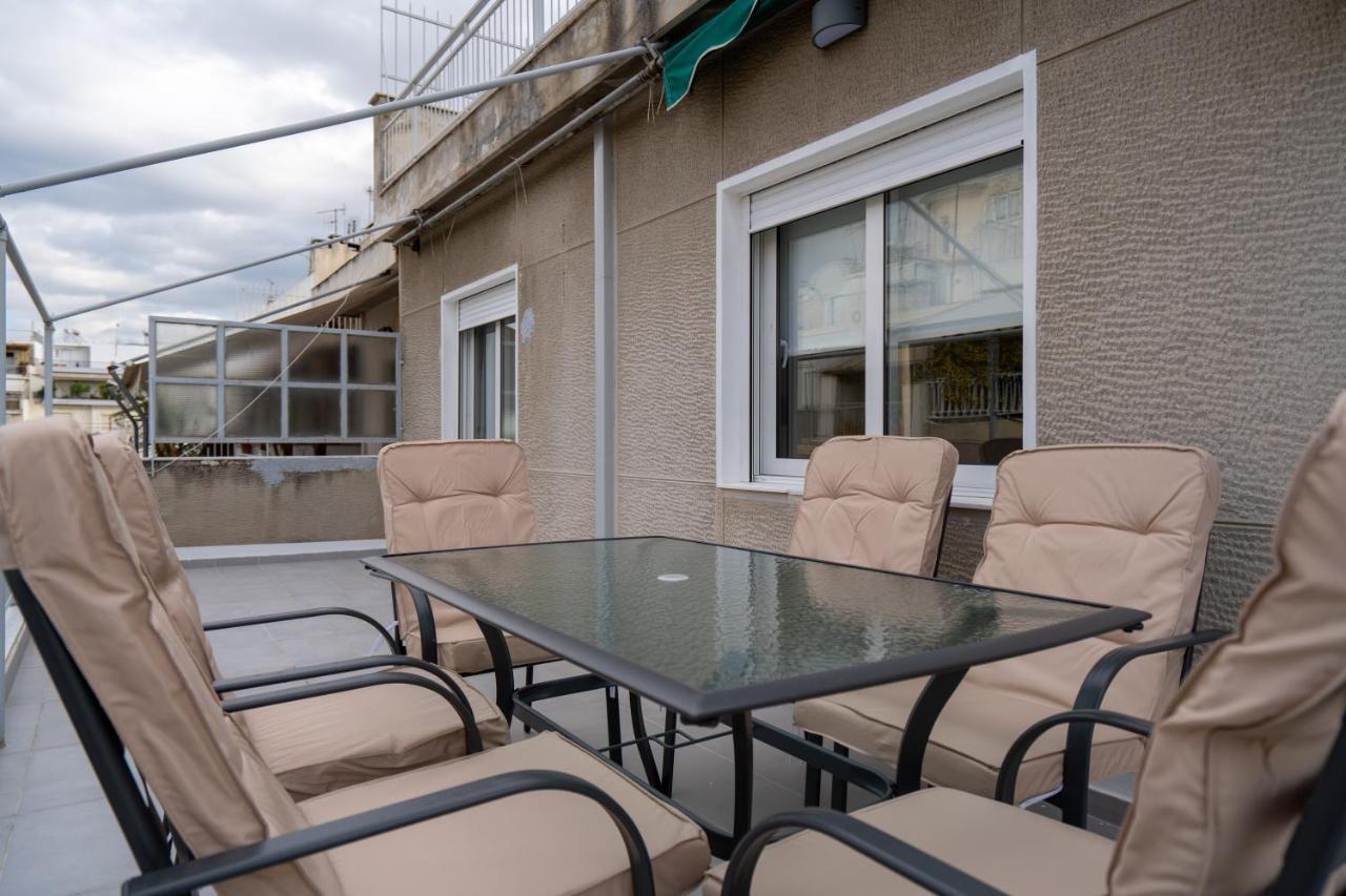 Athens Hideout Apt, Big Rooftop With City View Apartment ภายนอก รูปภาพ